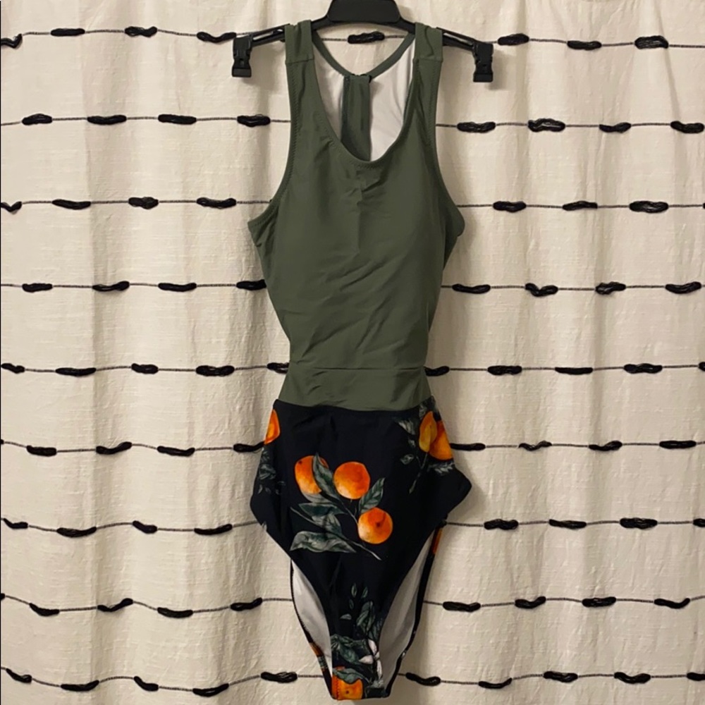 NEW Cupshe Bathing Suit